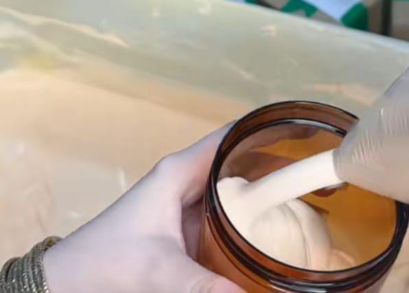 Zafrani Glow Cream [BUY 1 GET 1 FREE]